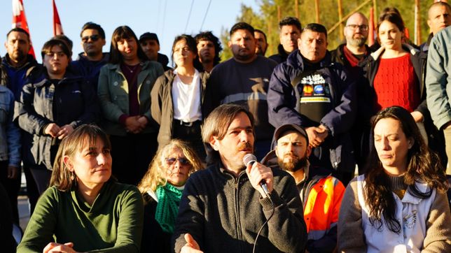 Romina del Plá y Nicolás del Caño, principales candidatos del Frente de Izquierda, de campaña en el conurbano 