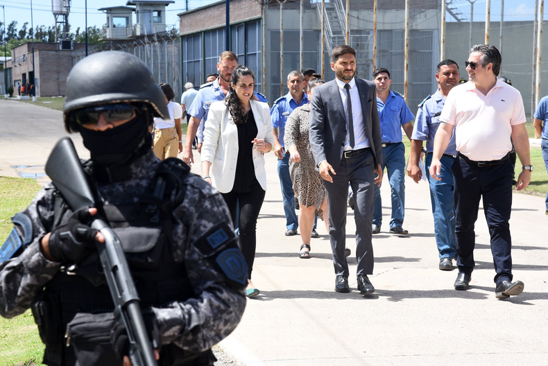 Seguridad, tema central en la agenda de Maximiliano Pullaro.