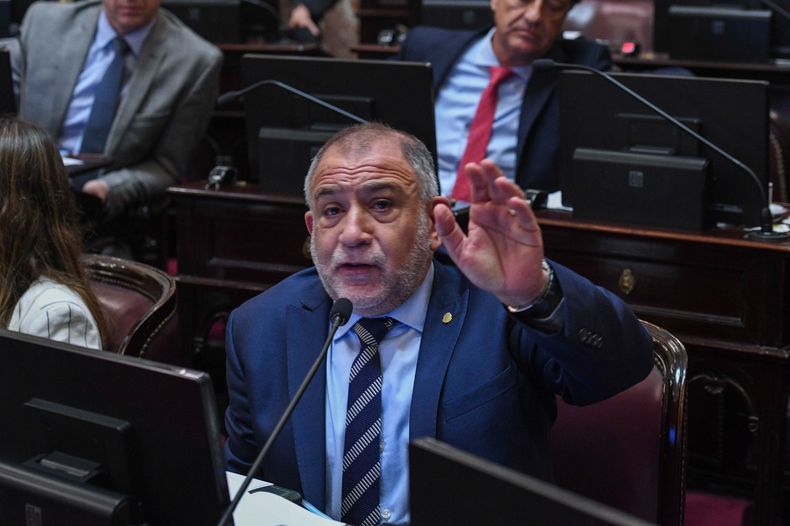 Luis Juez insiste con que Javier Milei debe tener gobernabilidad y apoyará el DNU.