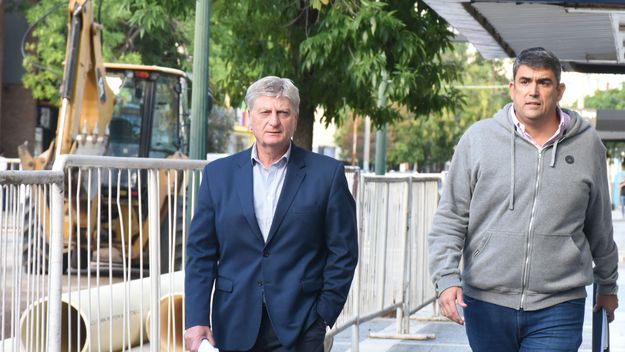 El gobernador de La Pampa Sergio Ziliotto junto al senador Daniel Pablo Paly Bensusán.
