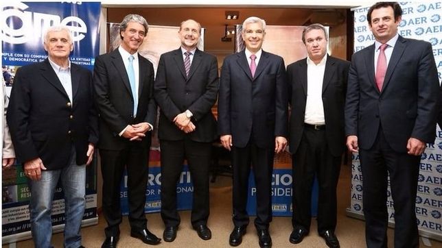 dominguez trabaja temas productivos con scioli y suena para produccion o industria