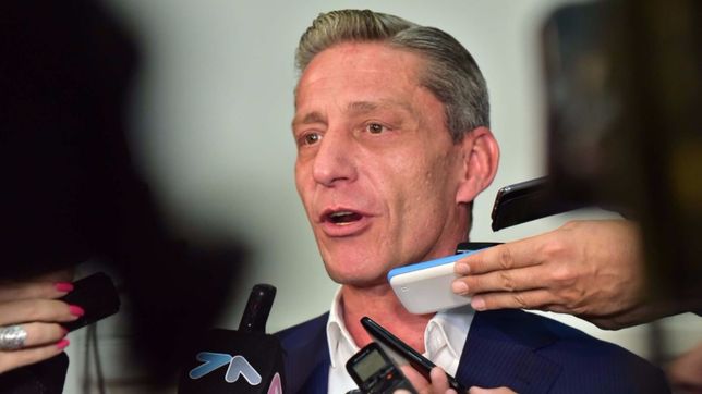 arcioni tambien desdoblara elecciones y buscara otro mandato