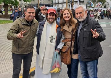 El peronismo se cuelga de las críticas de la Iglesia a Javier Milei