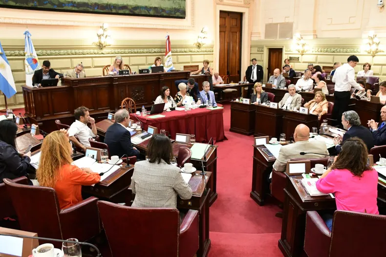 Fluye la negociación por el reglamento de la Convención Constituyente de Santa Fe.&nbsp;