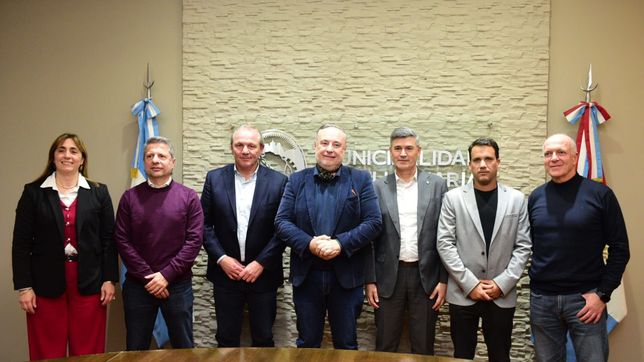 El encuentro, encabezado por Eduardo Accastello, reunió a jefes municipales de Córdoba, Río Cuarto, San Francisco, Alta Gracia, Oncativo y Almafuerte.