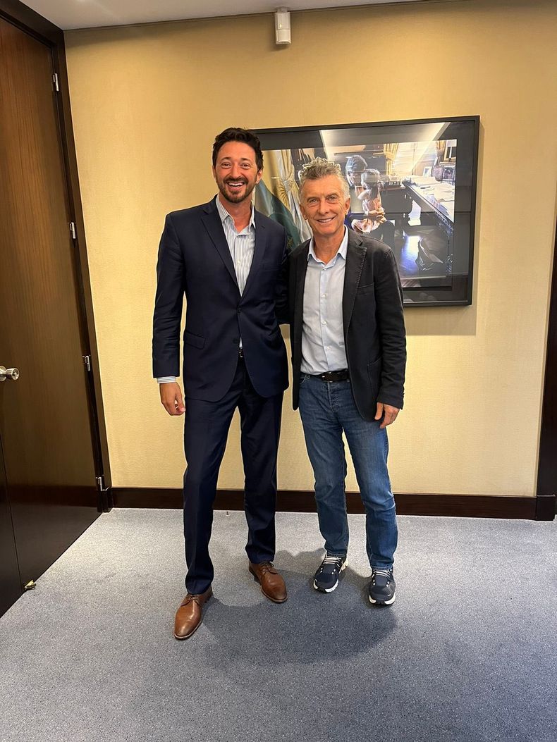 Martín Yeza y Mauricio Macri en marzo de 2024. Foto: @martinyeza en Twitter. Martín Yeza y Mauricio Macri en marzo de 2024. Foto: @martinyeza en Twitter.