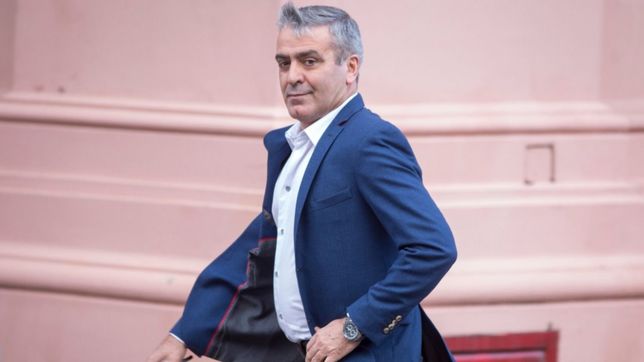 la ucr atiza la interna con el pro: desde el 10 de diciembre es otra historia