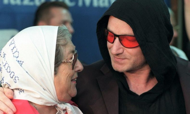 hebe de bonafini bono 1998 AFP 1024x683.jpg
