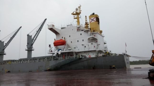 la pandemia no frena la operatoria en los puertos bonaerenses