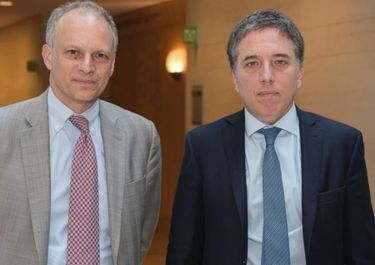Revés al gradualismo: el FMI ofrece el crédito que tomaron Alfonsín, Menem y De la Rúa