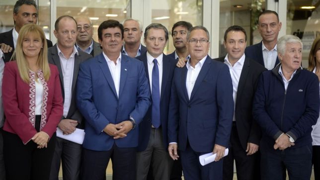 el peronismo activa la maquinaria institucional para despejar candidaturas