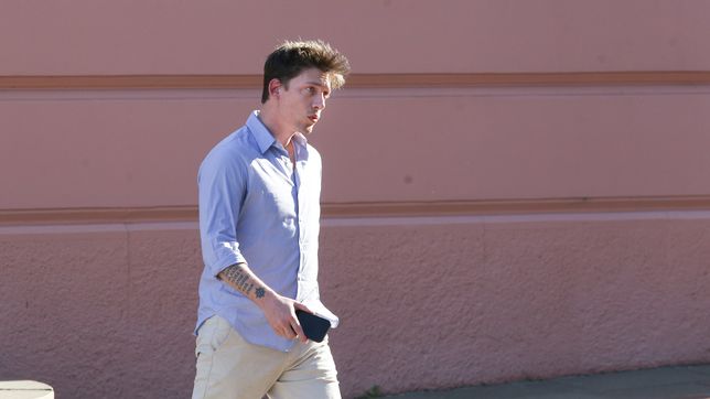 santiago caputo suma mas poder: se quedo con el control de la afi