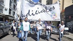 Judiciales evalúan un nuevo paro a Vidal y piden reunirse con Kicillof