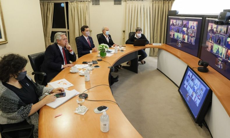 Alberto Fernández en videoconferencia con gobernadores