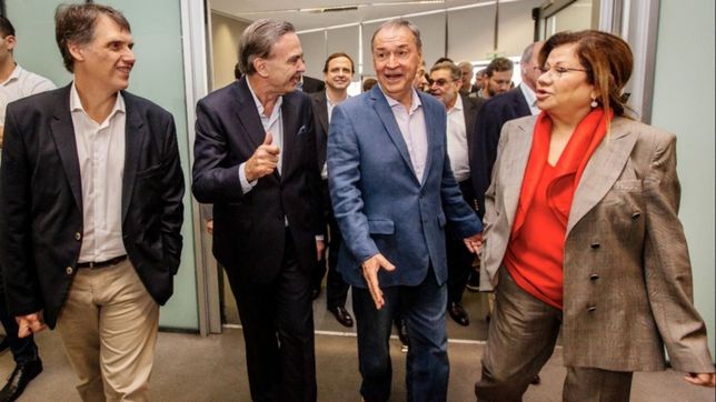 el peronismo no k aprovecha el tarifazo para reforzar su perfil opositor