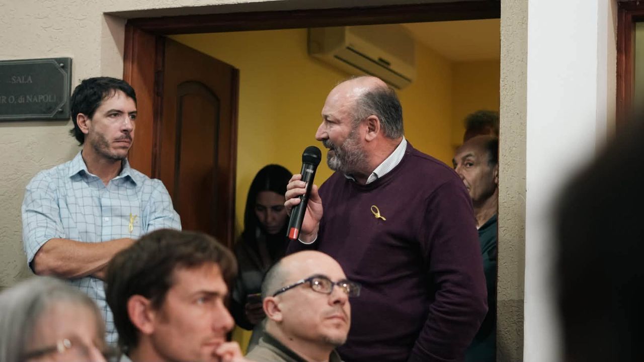 Cara a cara, Berhongaray y Kroneberger este sábado en la Convención de la UCR de La Pampa: ambos sectores manejan la mesa negociadora.