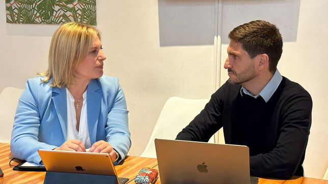 Maximiliano Pullaro junto a Gisela Scaglia, su vicegobernadora y candidata a diputada.