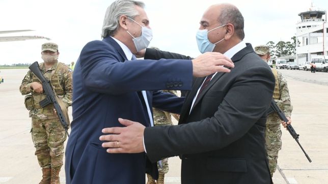 fernandez volvio a tucuman y afianza su sociedad con manzur