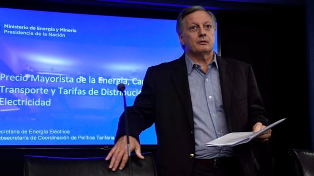 aranguren lanzo los ?tarifazos? de luz y gas, que empiezan a regir este mes