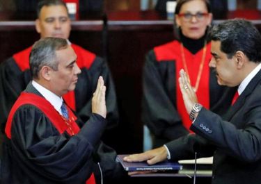 Desgastado, Maduro prueba la resiliencia del chavismo en su hora más adversa