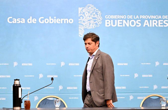 Axel Kicillof anuncia el desdoblamiento electoral.