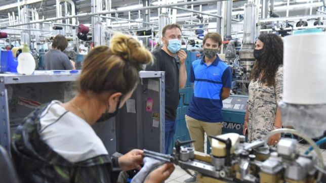 otermin destaco la vacunacion en saavedra, coronel suarez y tres lomas