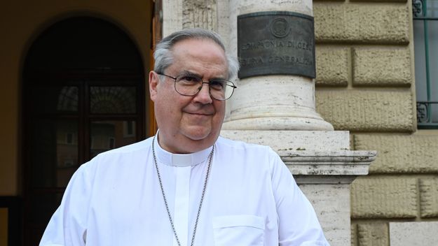 Arzobispo de Córdoba en Roma, Ángel Rossi.