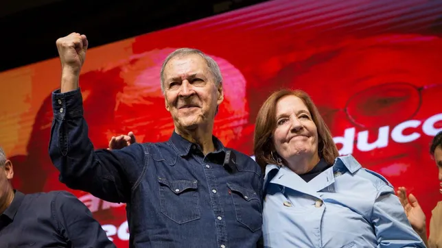 Juan Schiaretti y Alejandra Vigo