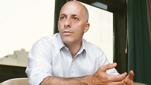 ducote evade la justicia y neuspiller crece en pilar