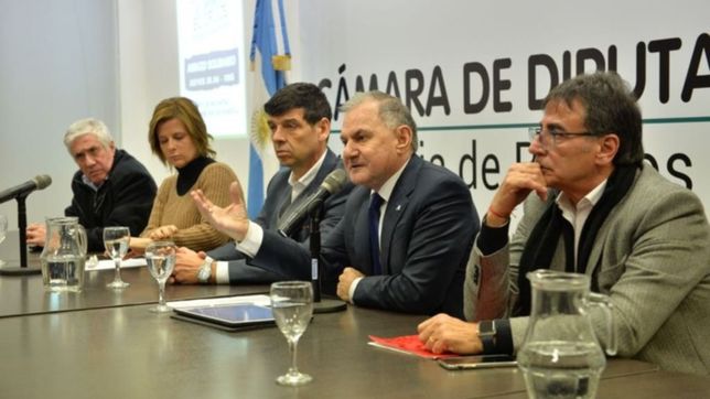 la oposicion se une y cuestiona a vidal por el ajuste en el hospital el cruce