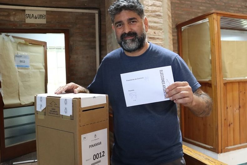 Gregorio Estanga, el candidato de Fuerza Patria.