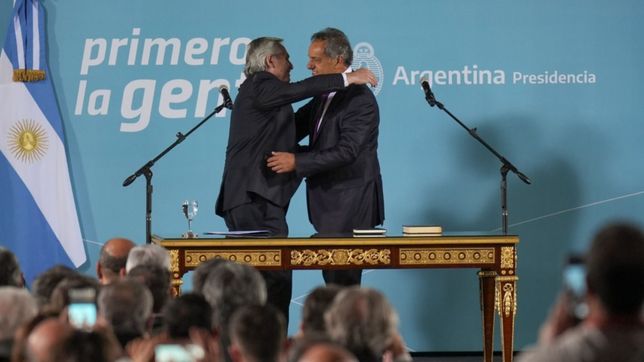 fernandez, a scioli: ?gracias por venir?