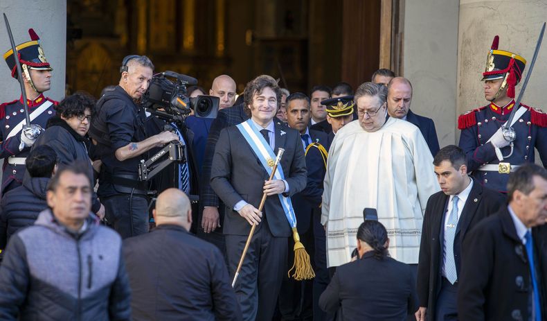 El presidente Javier Milei en la catedral de Buenos Aires