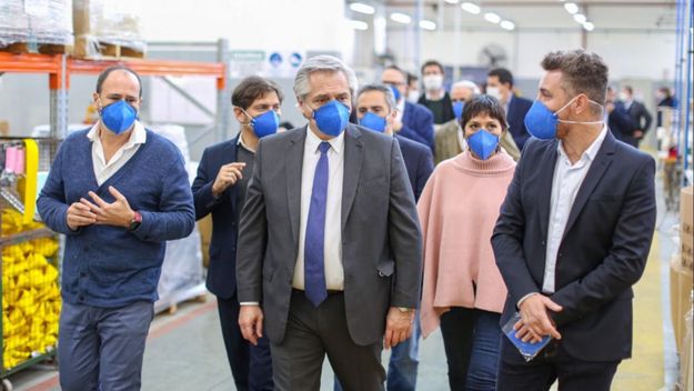 Sobreprecios: el Gobierno vuelve a la carga para regular compras de insumos