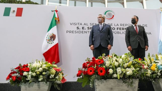 ¡viva mexico, cabrones!