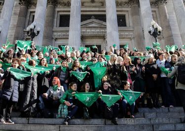 La Campaña por el Aborto Legal pide ver a Fernández y acelera en el Congreso