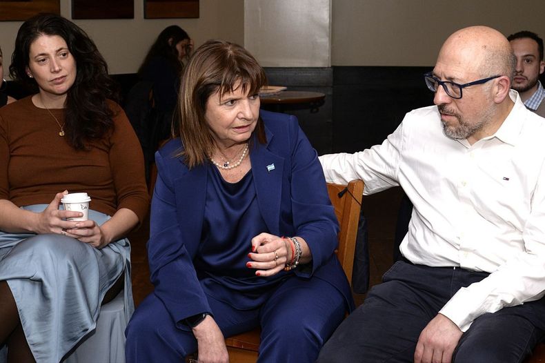 Patricia Bullrich prepara la primera de las dos ediciones que tendrá el debate presidencial.