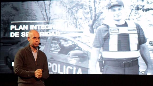 rodriguez larreta defendio a la policia de la ciudad ante mil funcionarios