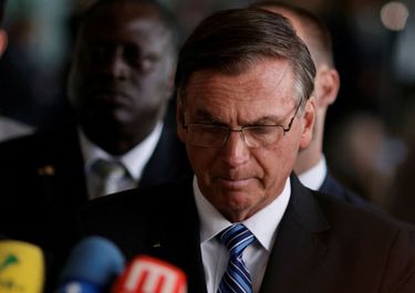 Capituló Bolsonaro: sin aceptar la derrota, rompió el silencio y habilitó la transición