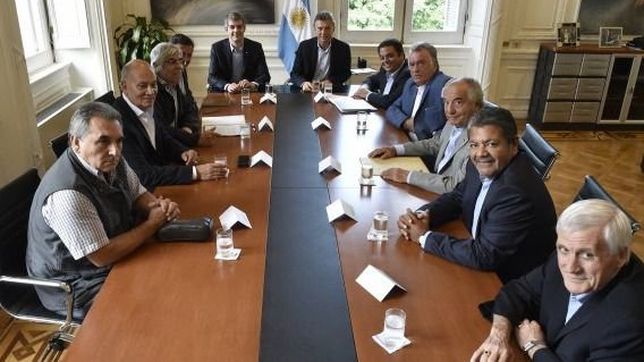 riesgo de anuncio de paro de transporte amenaza empanar la reunion del gobierno con la cgt