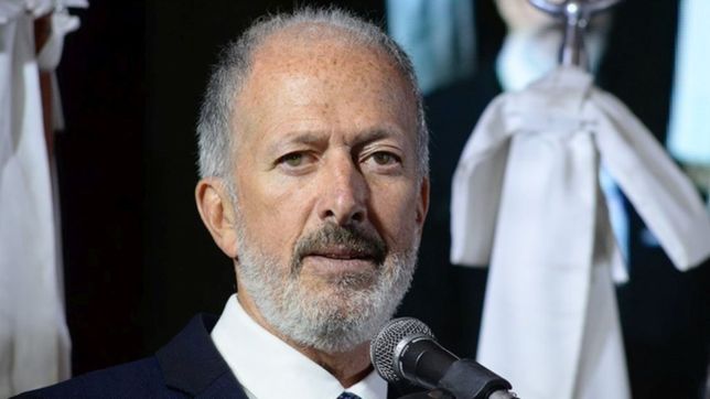 para la daia, es ?muy positivo? que alberto fernandez viaje a israel