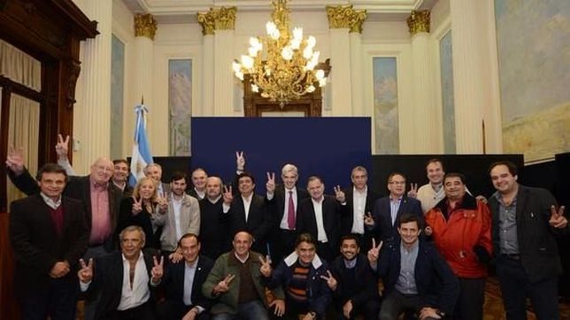 desesperados: los intendentes aliados salen a la caza del voto territorial