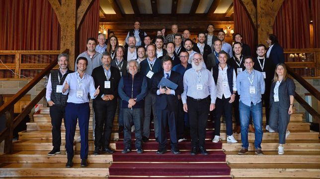 Foro Llao Llao: el Círculo Rojo celebró la oportunidad Milei, entre gin tonic y el cerrojo made in Galperin