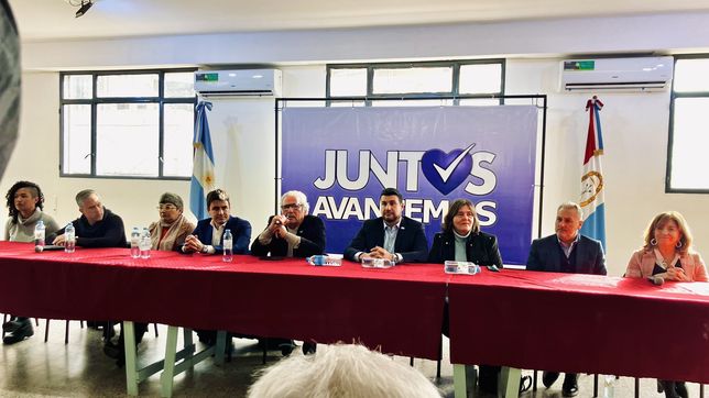 En Santa Fe el peronismo espera por lo que suceda a nivel nacional con la candidatura de Daniel Scioli.