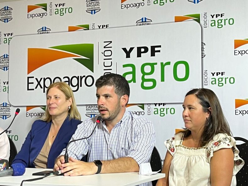 La vicegobernadora santafesina, Gisela Scaglia, junto al intendente de Venado Tuerto, Leonel Chiarella.&nbsp;