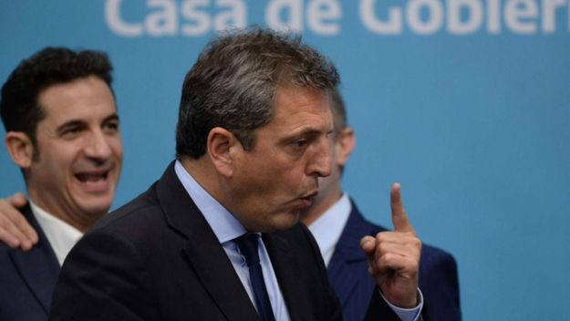 Los seis meses de Massa: lapicera económica y una candidatura en suspenso
