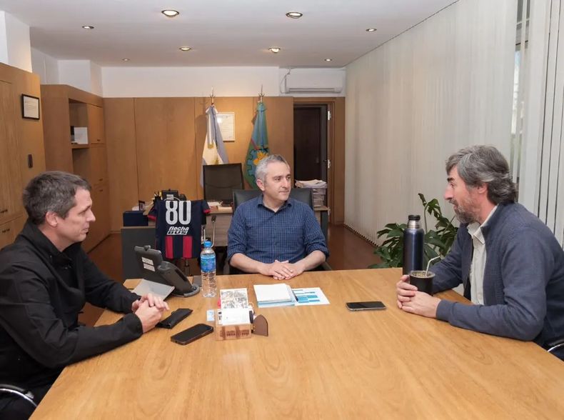 Andrés Larroque tiene los dos primeros jugadores del kicillofismo en Entre Ríos.