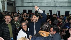 Maximiliano Pullaro arengó a la militancia en tono electoral y prometió que Unidos seguirá gobernando Rosario