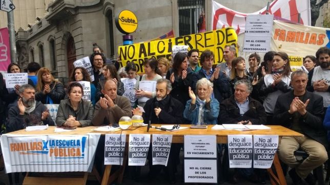 los docentes se endurecen y llaman a un nuevo paro contra larreta