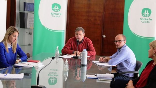 jaton debio mover el banco para reemplazar a un polifuncional